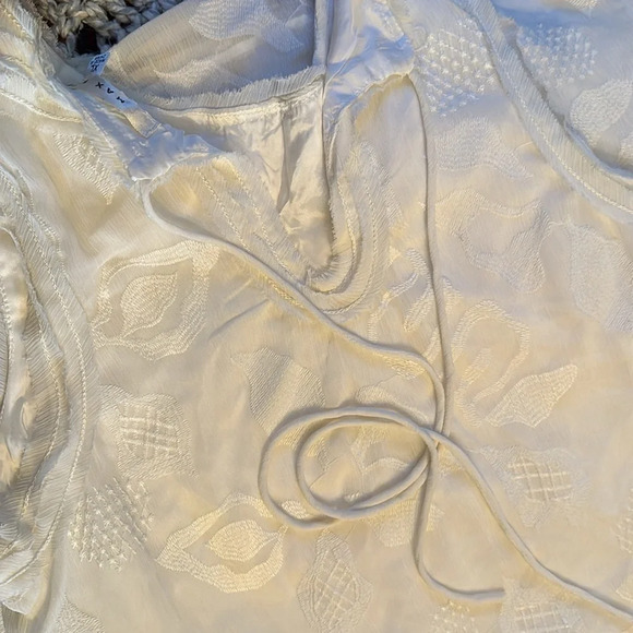 MAX STUDIO  BNWT Stunning white dress - Picture 4 of 5